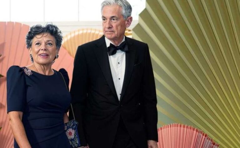 Elissa Leonard: The Woman Who Ran the Fed's Household and a Dog Park Into the Ground