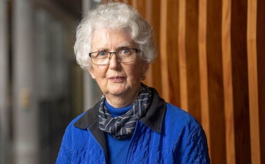 Caroline Crowther: The Woman Who Drove 100 Miles to Save a Man Who Was Already Gone